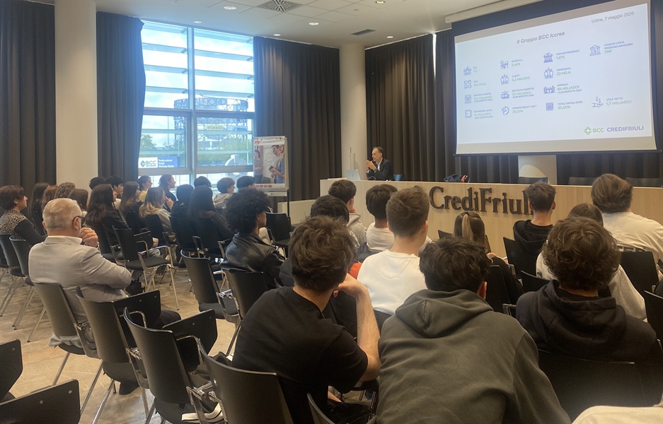 Credifriuli ospita 40 studenti dell'ISIS "Manzini"